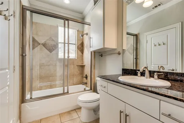 $3,995 | 4432 Bowser Avenue, Unit C, Dallas, TX 75219