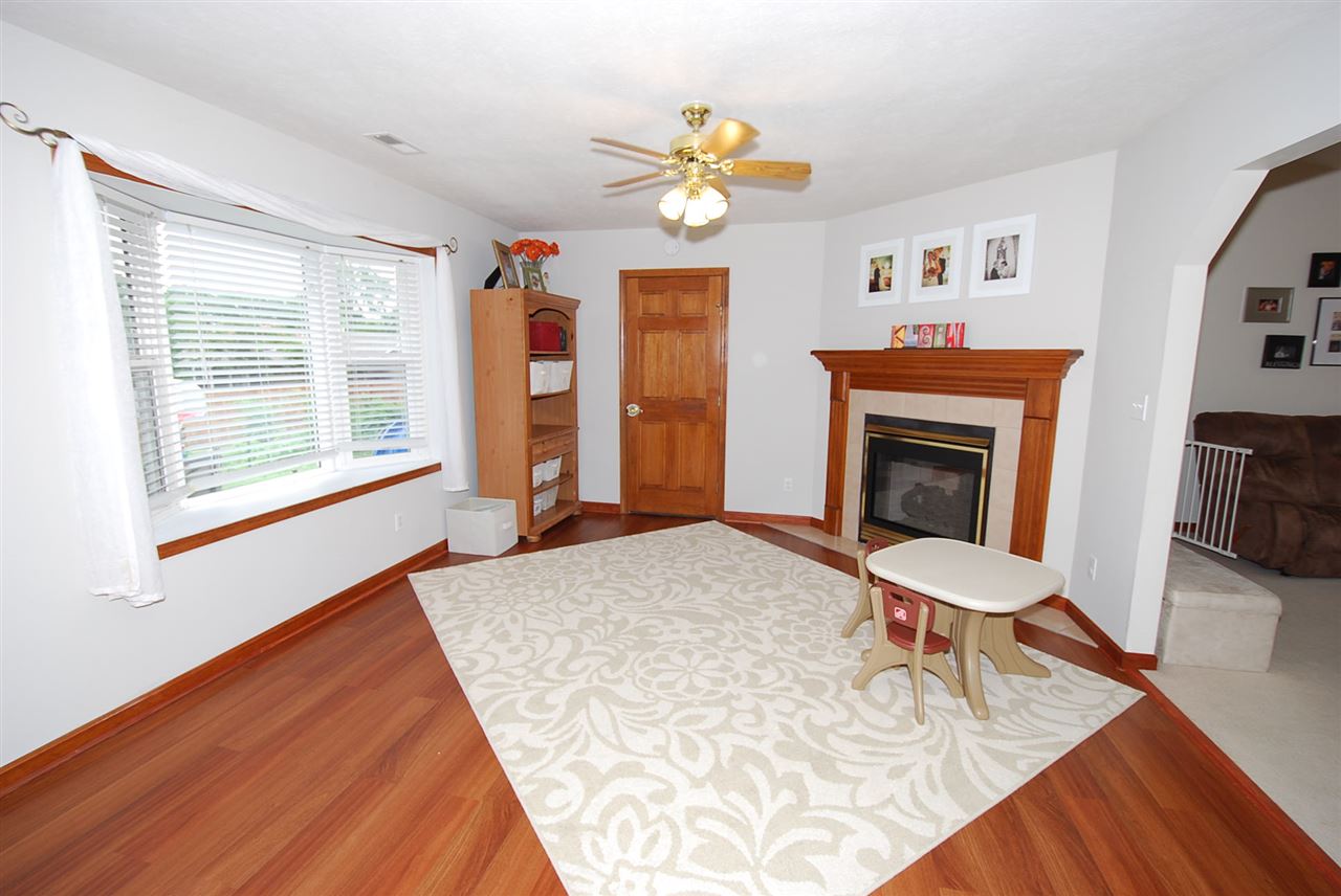 332 Ridgewood Lane Jasper, IN 47546 - Photo 4 of 14 Gallery Image 4