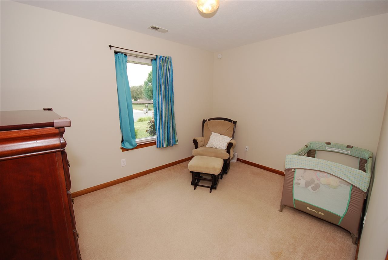 332 Ridgewood Lane Jasper, IN 47546 - Photo 9 of 14 Gallery Image 9