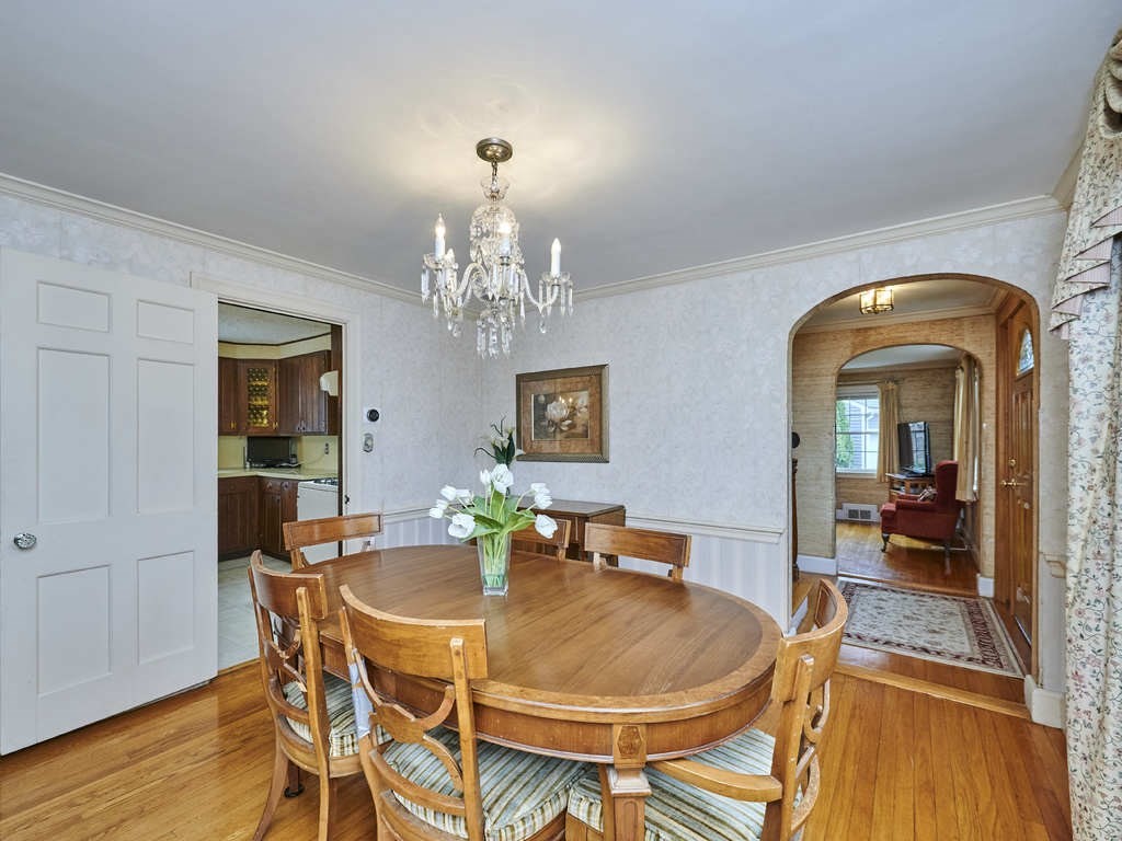 135 Oliver Road Belmont, MA 02478 - Photo 7 of 30 Gallery Image 7