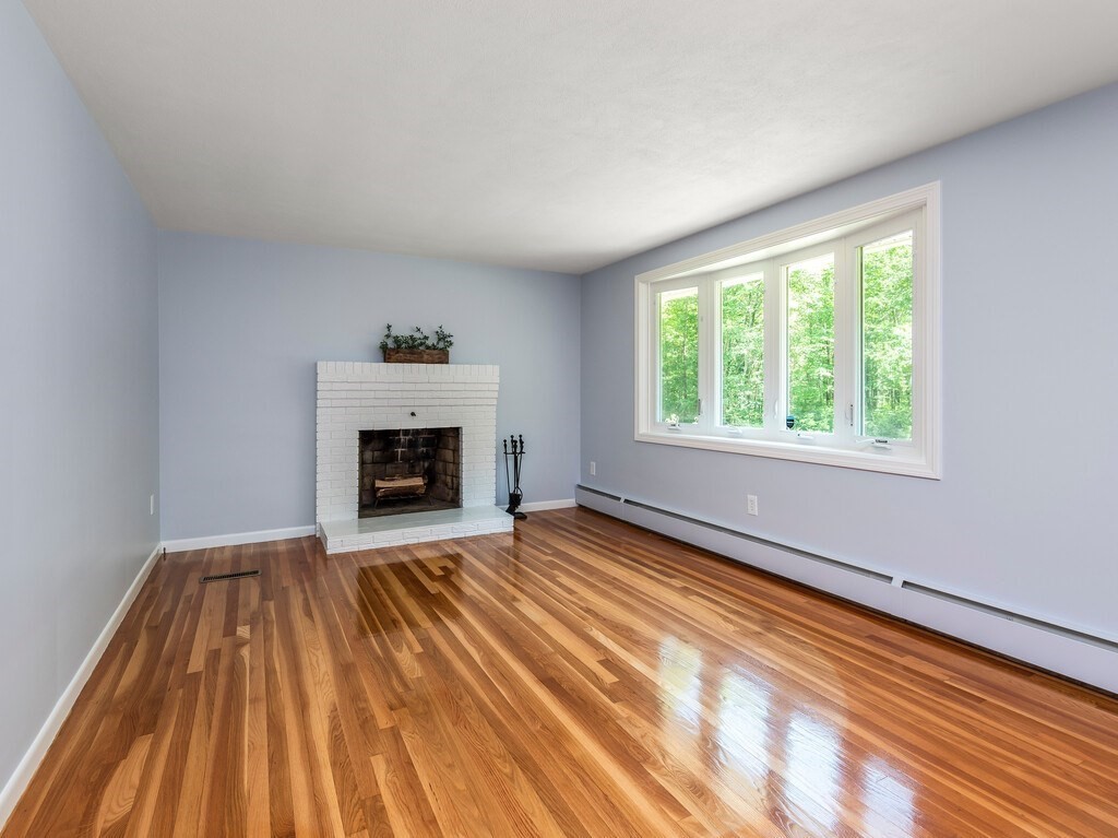 16 Stanjoy Road Holden, MA 01520 - Photo 6 of 30 Gallery Image 6