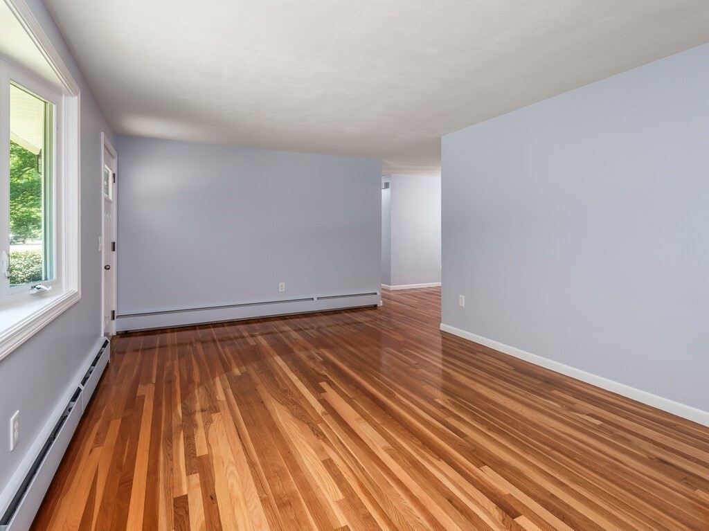16 Stanjoy Road Holden, MA 01520 - Photo 8 of 30 Gallery Image 8