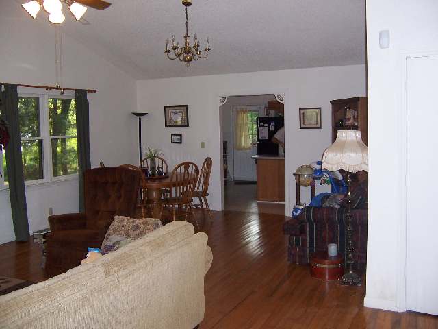 1307 Beaverdam Road Williamston, SC 29697 - Photo 6 of 9