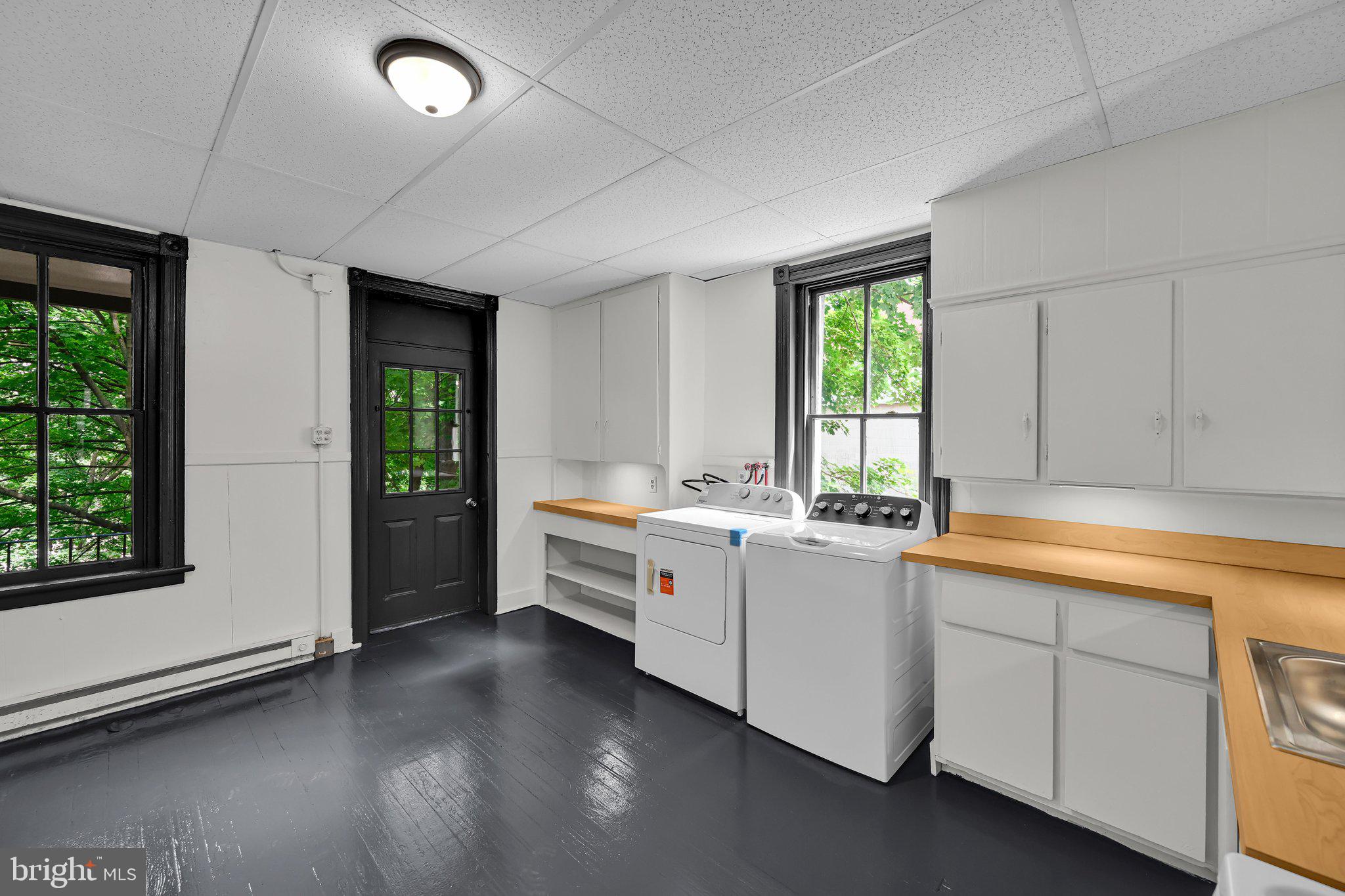 510 Howard Avenue Pottsville, PA 17901 - Photo 6 of 28 Kitchen