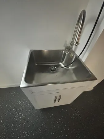 a close view of sink