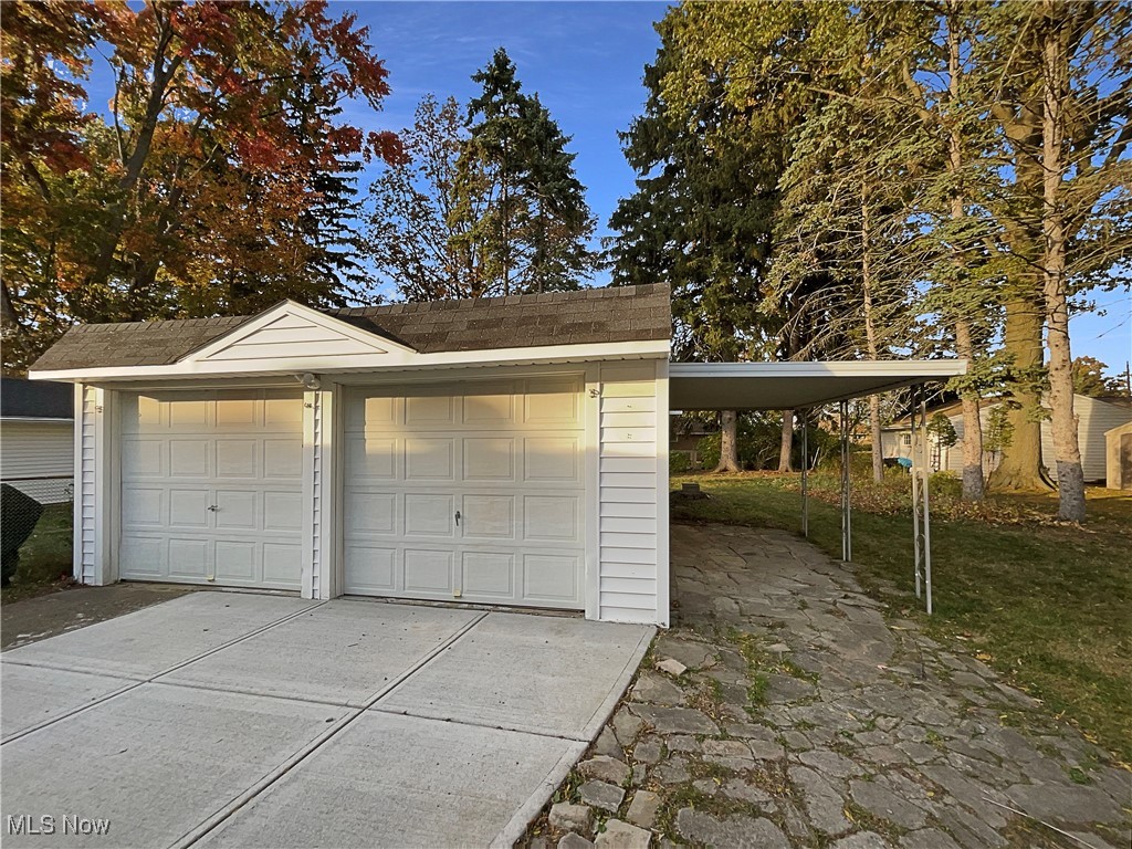 22220 Westwood Road Cleveland, OH 44126 - Photo 18 of 21