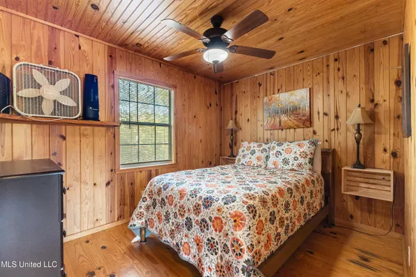 $224,900 | 13 River Bottom Road, New Augusta, MS 39462