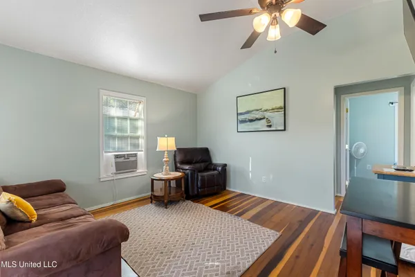 $224,900 | 13 River Bottom Road, New Augusta, MS 39462