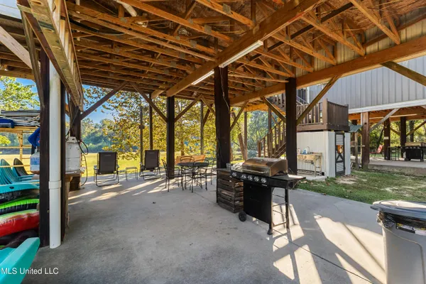 $224,900 | 13 River Bottom Road, New Augusta, MS 39462