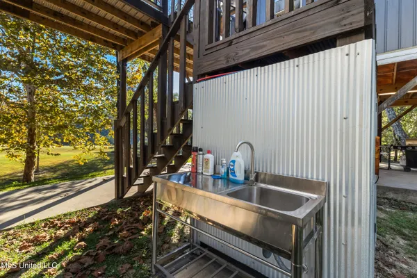 $224,900 | 13 River Bottom Road, New Augusta, MS 39462