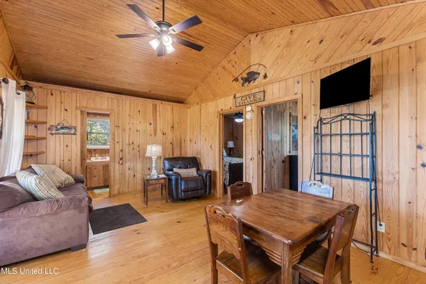 $224,900 | 13 River Bottom Road, New Augusta, MS 39462