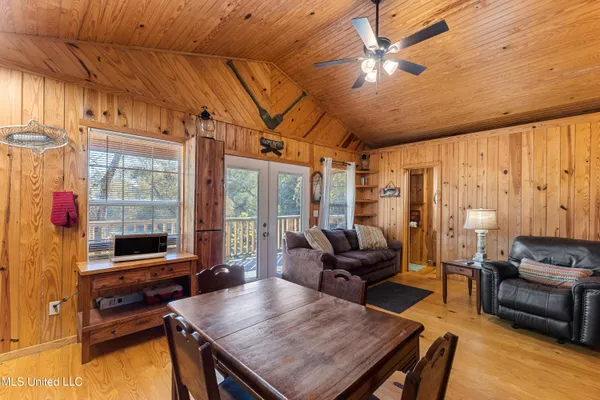 $224,900 | 13 River Bottom Road, New Augusta, MS 39462