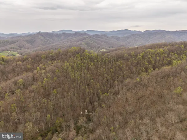 $126,840 | 0 Coal River Road, Glen Daniel, WV 25844