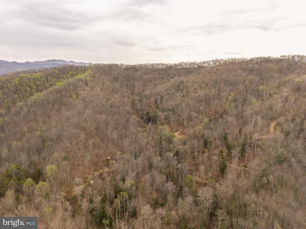 $126,840 | 0 Coal River Road, Glen Daniel, WV 25844