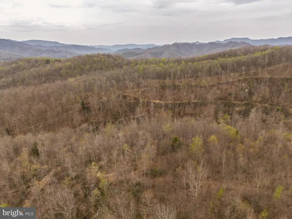 $126,840 | 0 Coal River Road, Glen Daniel, WV 25844