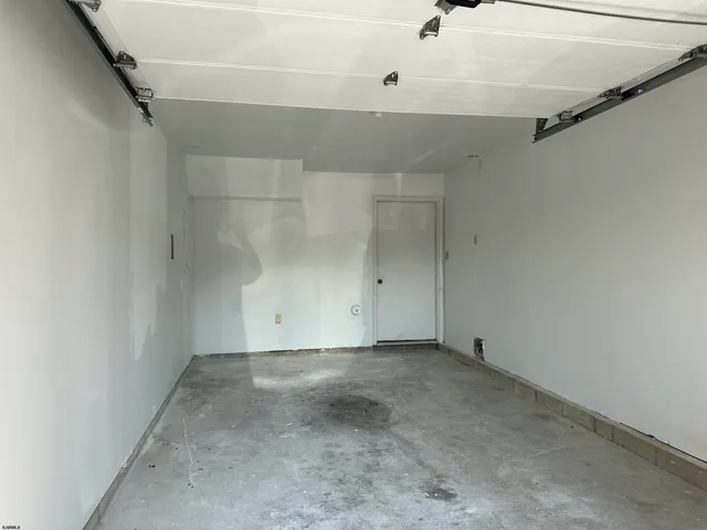 $2,500 | 152 40th Street South, Unit 152, Brigantine, NJ 08203