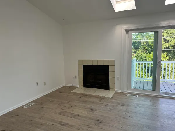 $2,400 | 152 40th Street South, Unit 152, Brigantine, NJ 08203