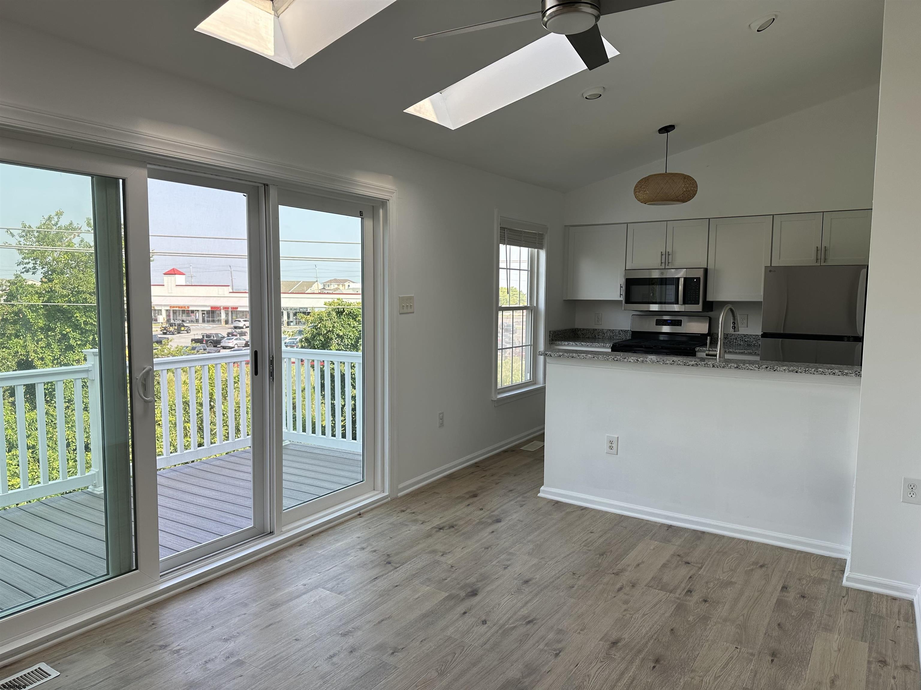 152 40th Street South, Unit 152 Brigantine, NJ 08203 - Photo 4 of 13