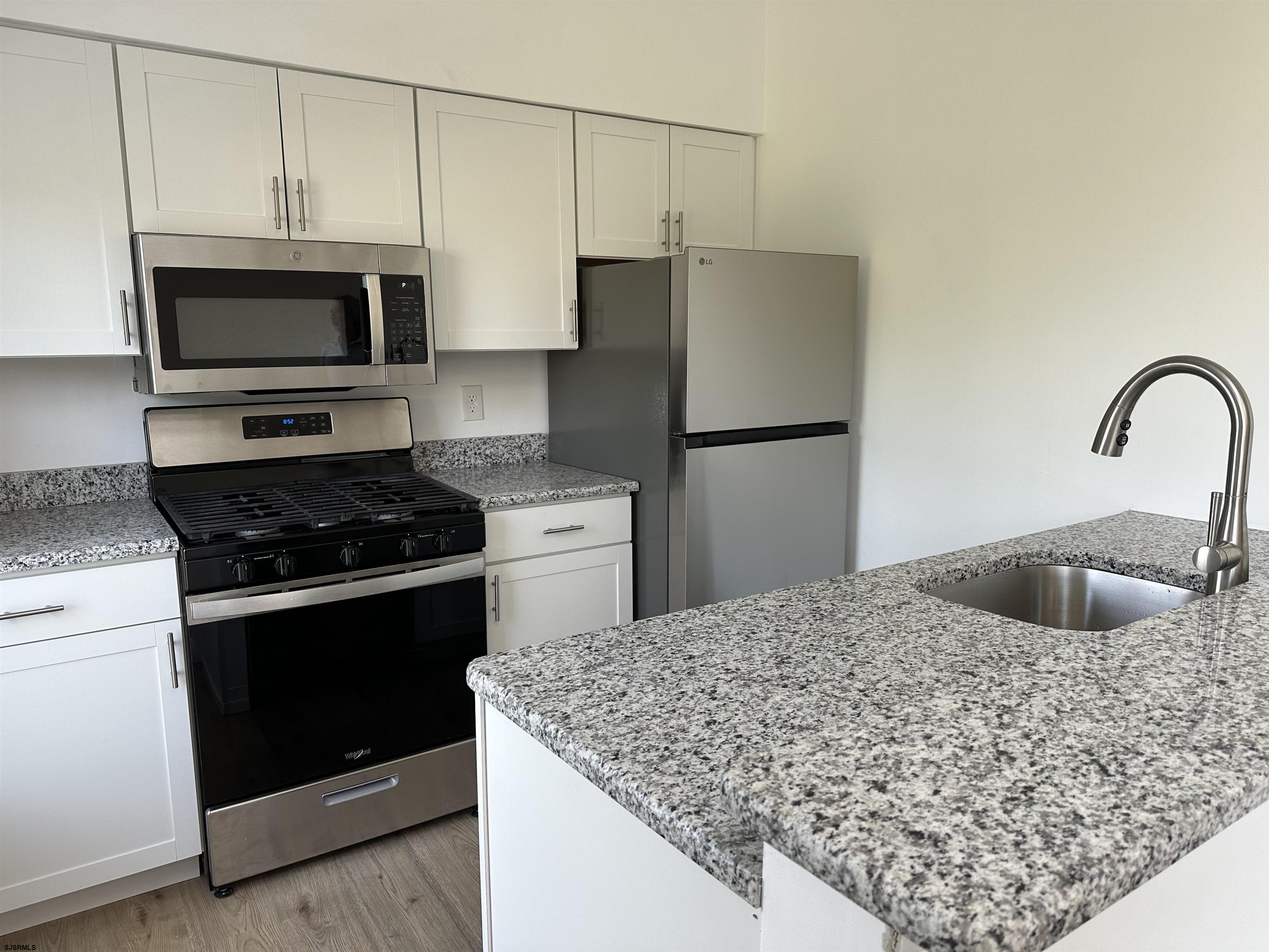 152 40th Street South, Unit 152 Brigantine, NJ 08203 - Photo 5 of 13