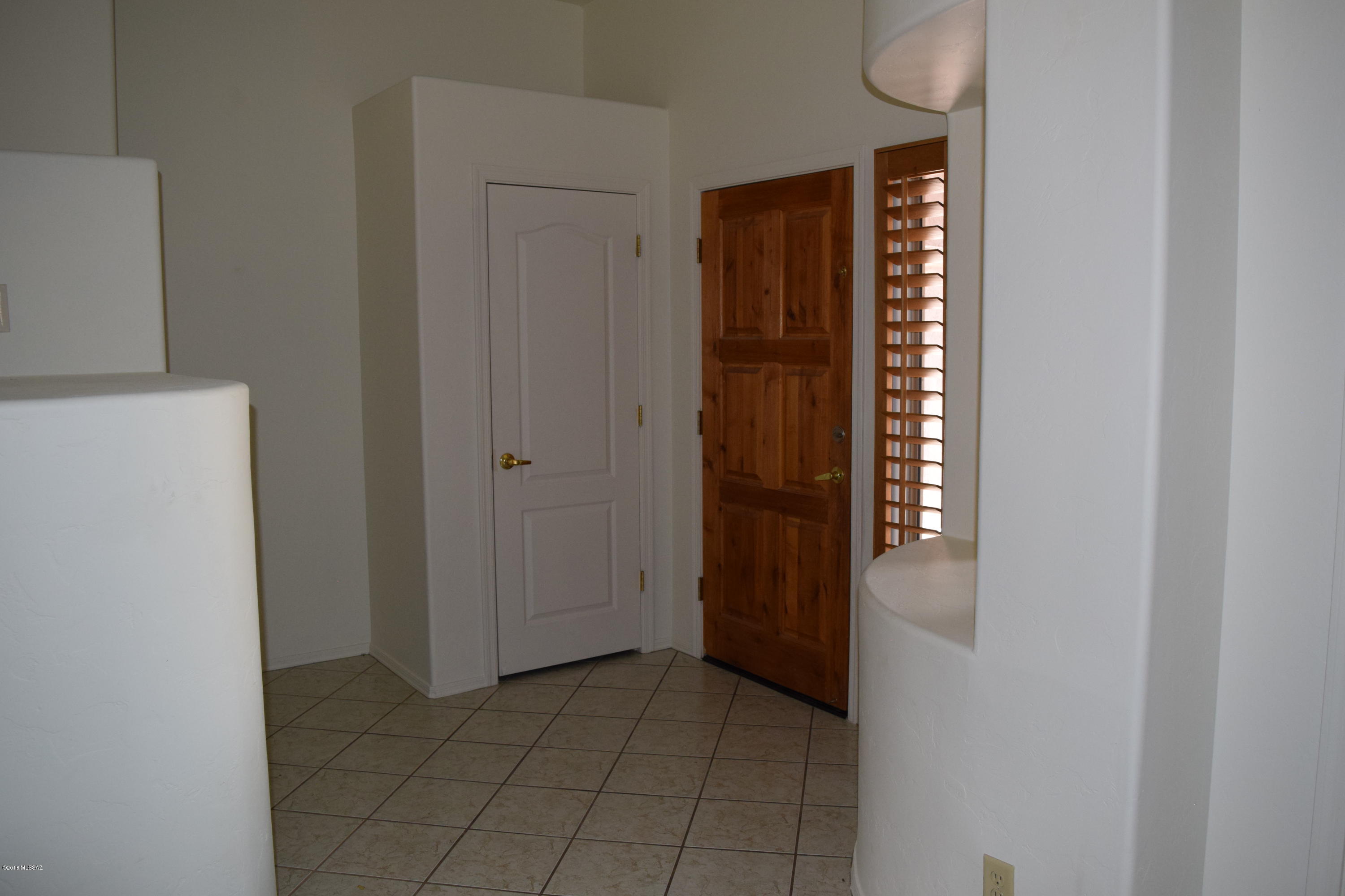 7581 West Sugar Ranch Road Tucson, AZ 85743 - Photo 6 of 38 Gallery Image 6