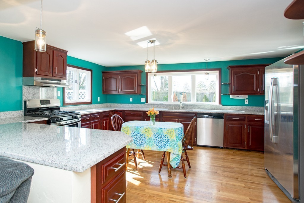 57 Magnolia Road Milton, MA 02186 - Photo 9 of 24 Gallery Image 9