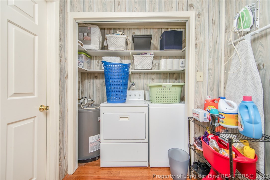 906 McKimmon Road Fayetteville, NC 28303 - Photo 28 of 33 a utility room with dryer and washer