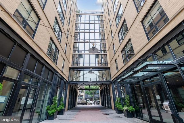 $2,500 | 2125 14th Street Northwest, Unit 319, Washington, DC 20009