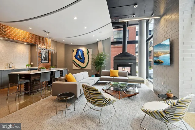 $2,500 | 2125 14th Street Northwest, Unit 319, Washington, DC 20009