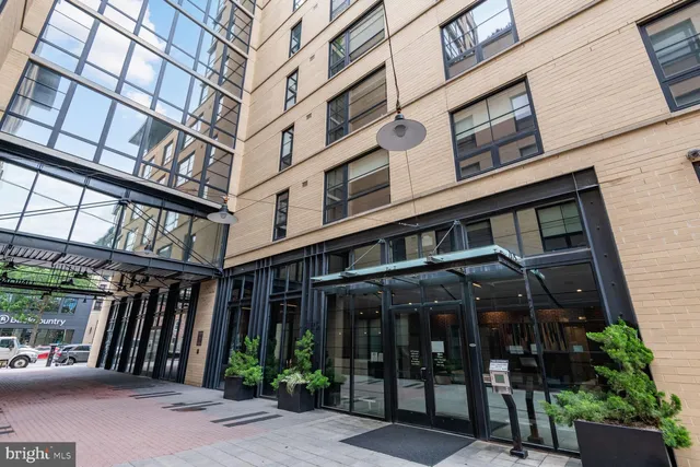 $2,500 | 2125 14th Street Northwest, Unit 319, Washington, DC 20009