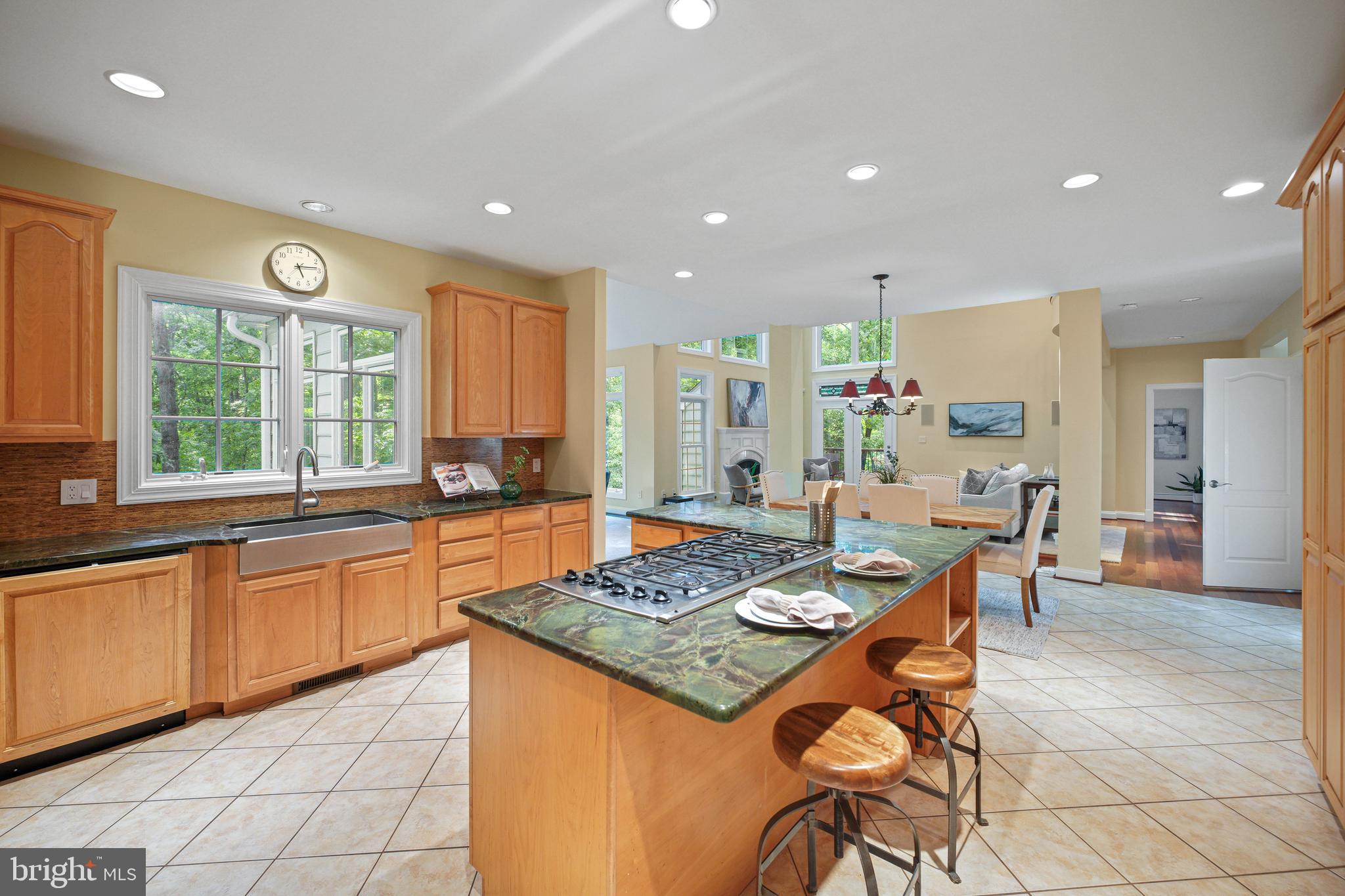 12118 North Walnut Branch Road Reston, VA 20194 - Photo 20 of 47