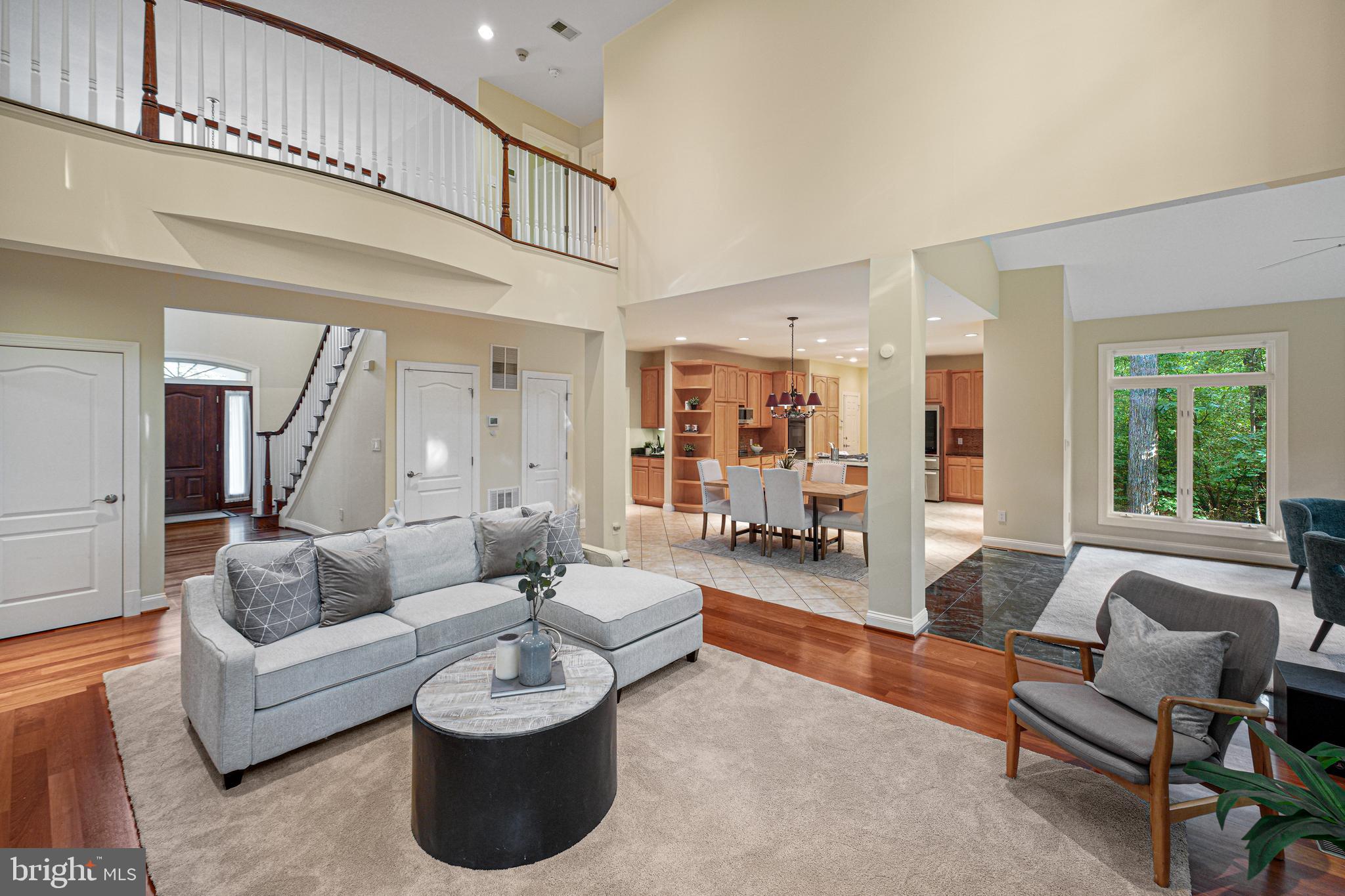 12118 North Walnut Branch Road Reston, VA 20194 - Photo 8 of 47