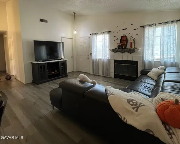 $418,500 | 43730 San Francisco Avenue, Lancaster, CA 93535