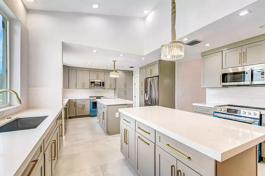 21813 Reflection Lane Boca Raton, FL 33428 - Photo 10 of 32 10