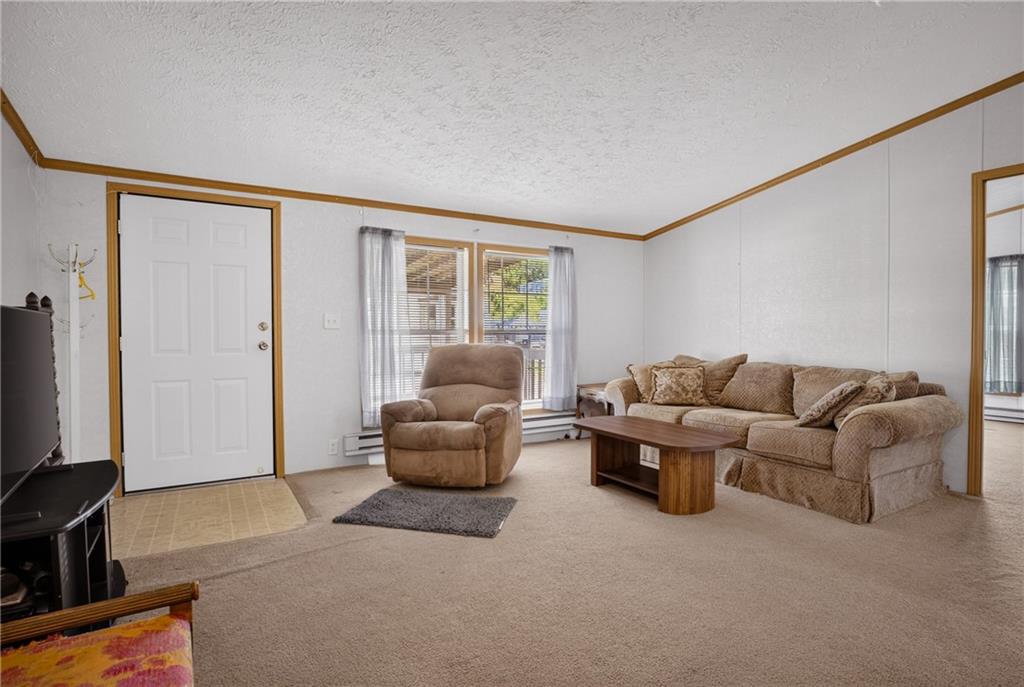 424 Castle Road Washington, PA 15301 - Photo 6 of 32