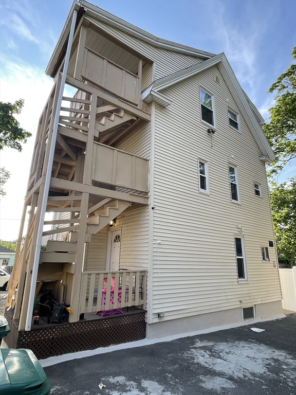 42 Valley Avenue Lynn, MA 01902 - Photo 13 of 41