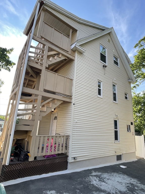 42 Valley Avenue Lynn, MA 01902 - Photo 14 of 41