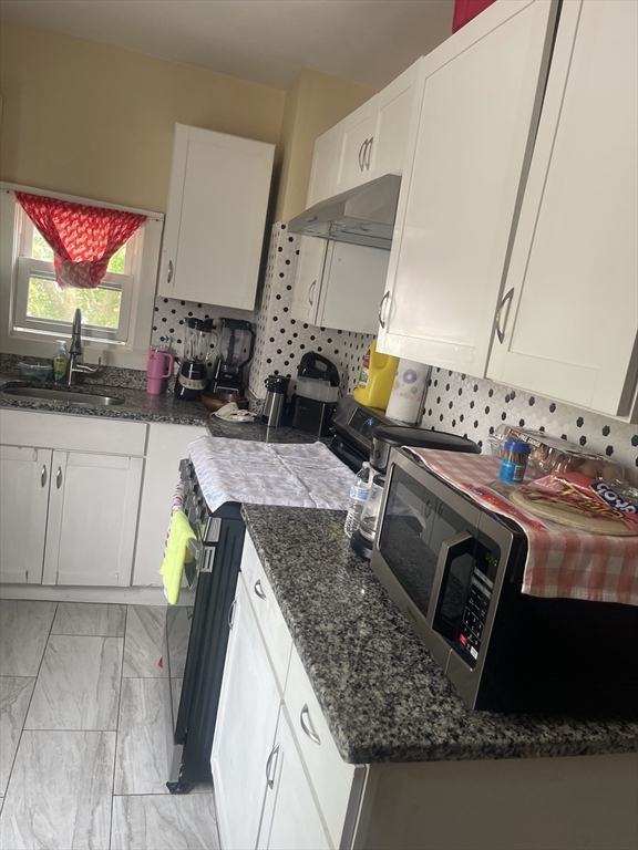 42 Valley Avenue Lynn, MA 01902 - Photo 27 of 41