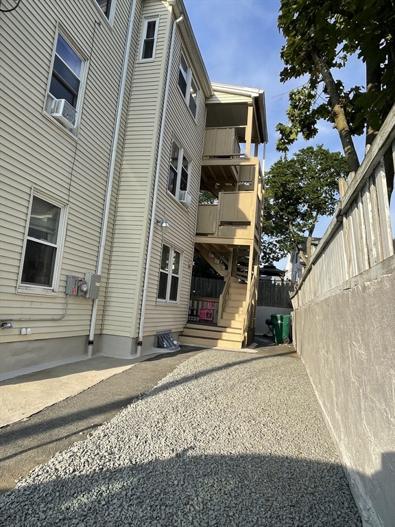 42 Valley Avenue Lynn, MA 01902 - Photo 7 of 41