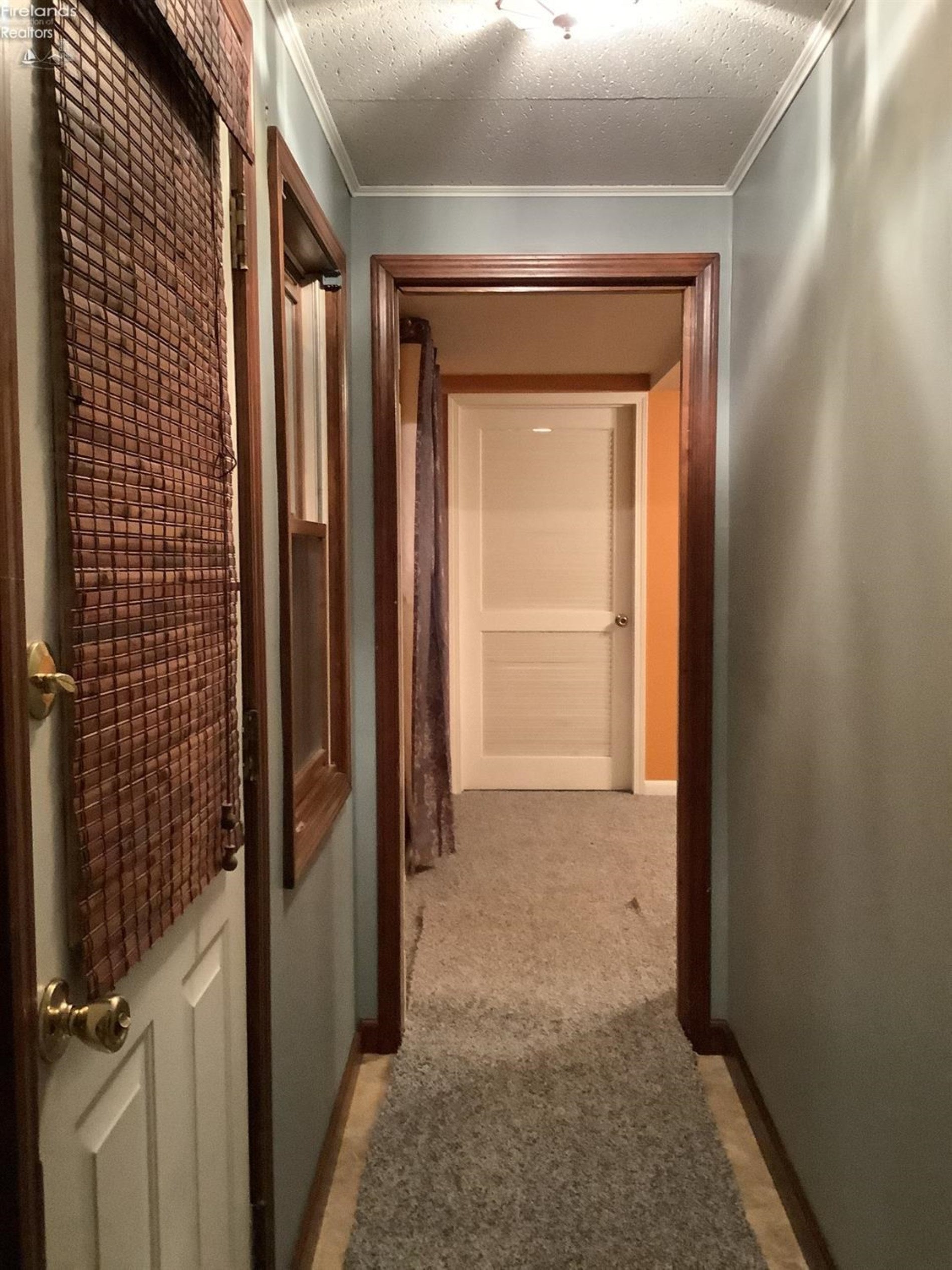 4911 Venice Road Sandusky, OH 44870 - Photo 4 of 24 Gallery Image 4