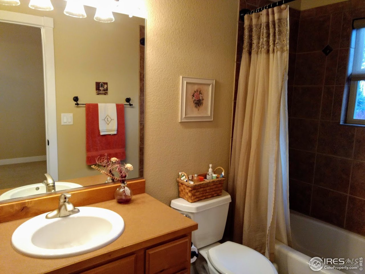 6712 West 34th St Road Greeley, CO 80634 - Photo 30 of 40 3rd Bed Rm Bath