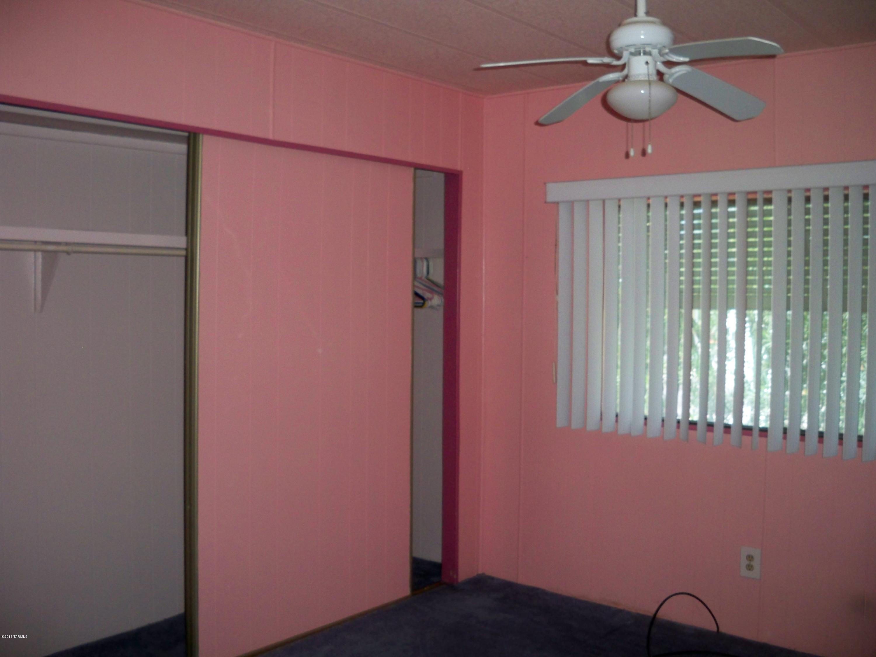 5574 West Box R Street Tucson, AZ 85713 - Photo 11 of 23 Gallery Image 11