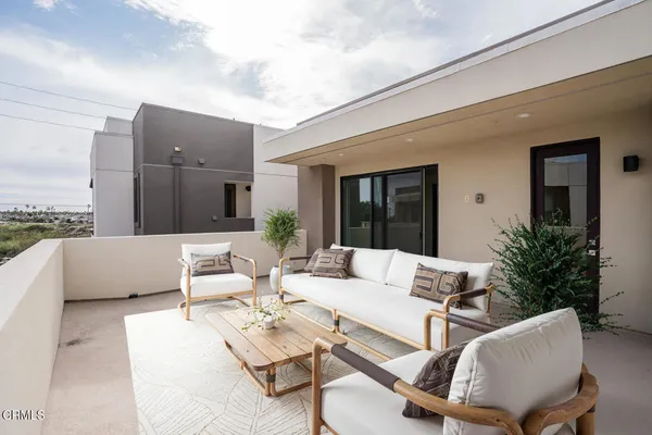 $1,100,000 | 1085 Canal Street, Oxnard, CA 93035