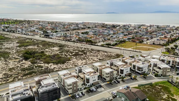 $1,100,000 | 1085 Canal Street, Oxnard, CA 93035