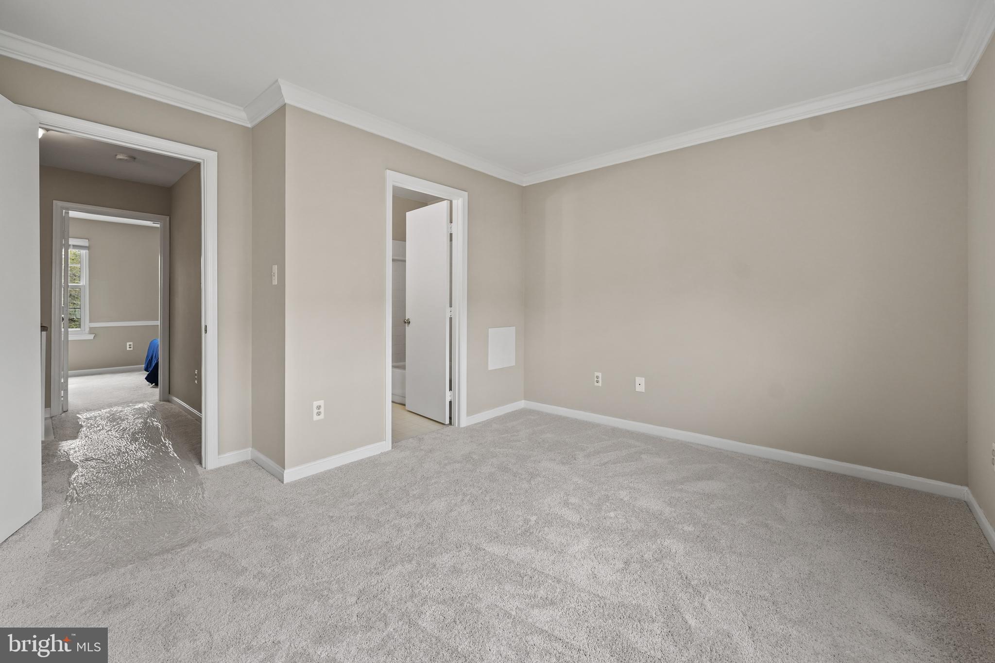 13553 Ruddy Duck Road Clifton, VA 20124 - Photo 18 of 33 Spacious Bedroom