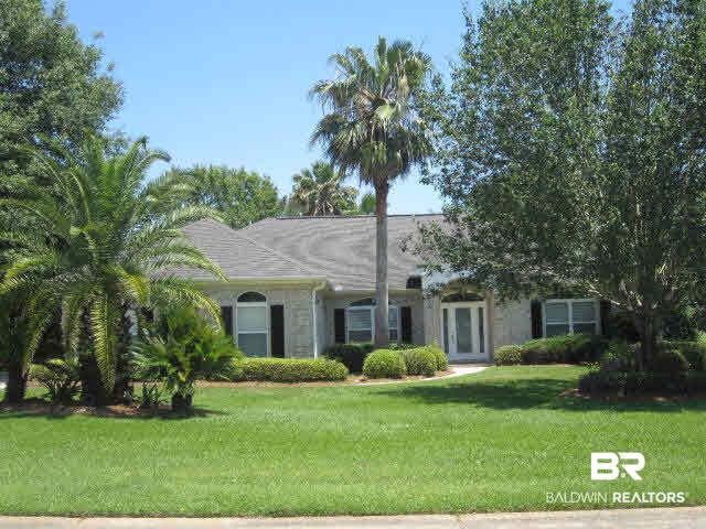 9104 Clubhouse Drive Foley, AL 36535 - Photo 2 of 31 Nice Landscaping
