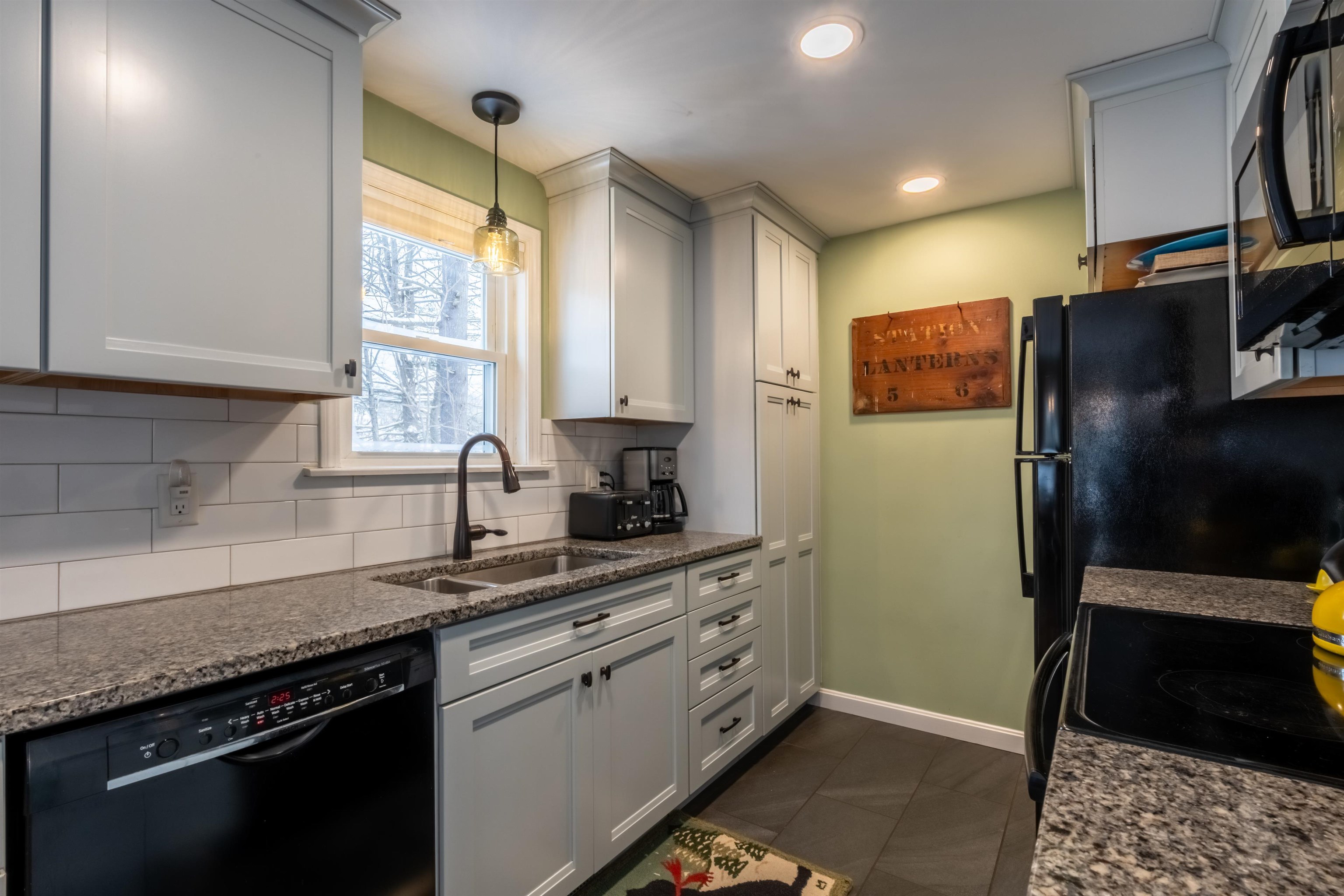 22 Dulac Street Lebanon, NH 03766 - Photo 14 of 36