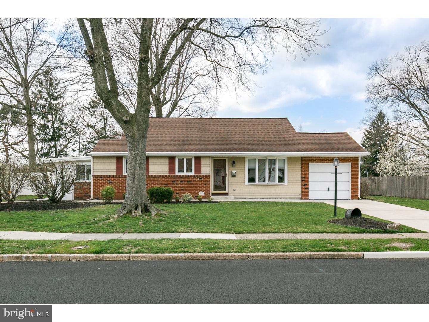 802 Drexel Avenue Delran, NJ 08075 - Photo 2 of 24 Exterior Front