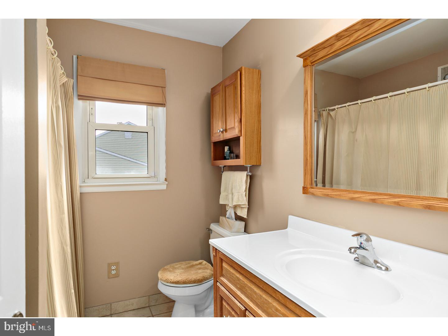 802 Drexel Avenue Delran, NJ 08075 - Photo 19 of 24 Bathroom