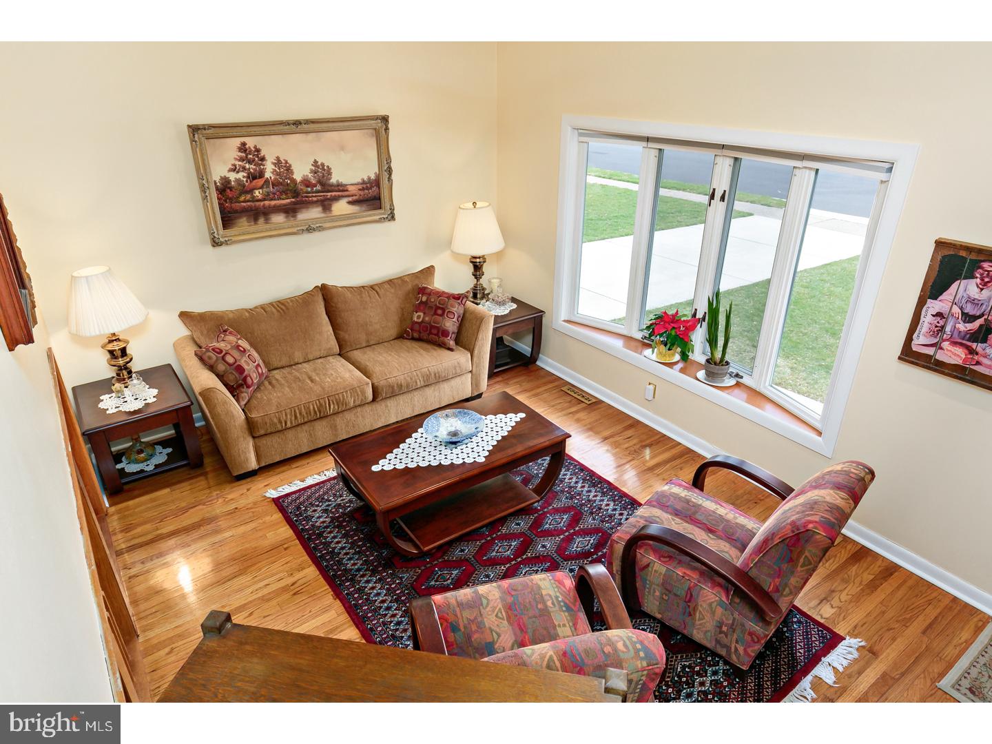 802 Drexel Avenue Delran, NJ 08075 - Photo 6 of 24 Living Room