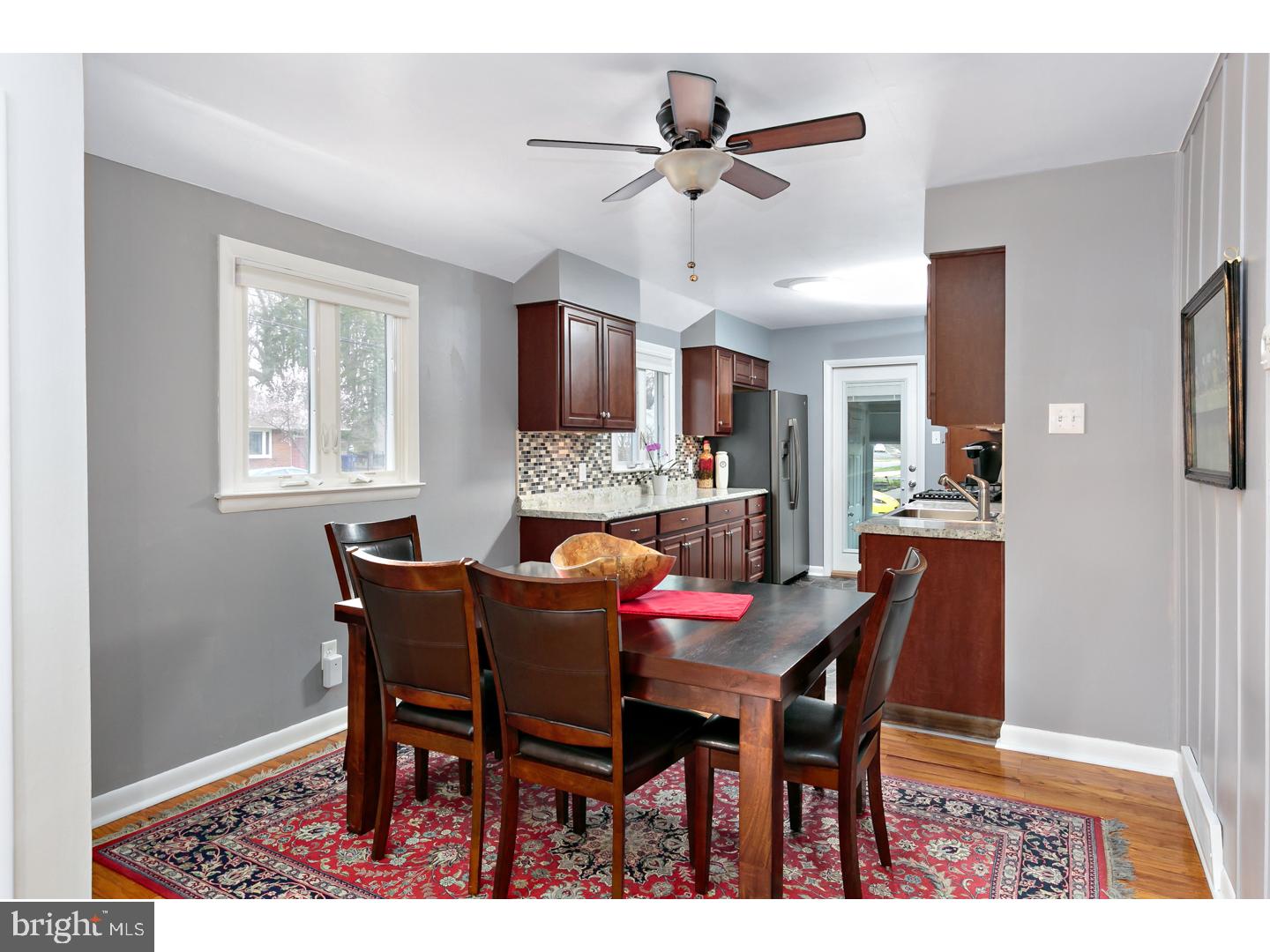 802 Drexel Avenue Delran, NJ 08075 - Photo 7 of 24 Dining Room